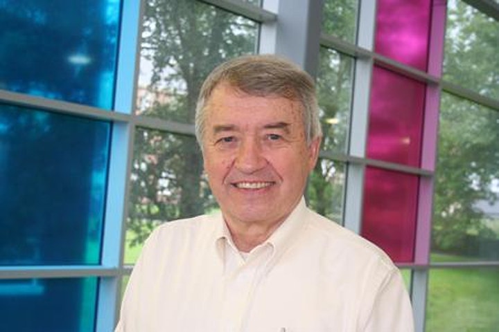 A photograph of Dan Hughes – clinical psychologist