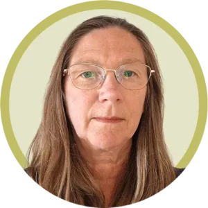 Bernadette Buhl-Nielsen in yellow circle